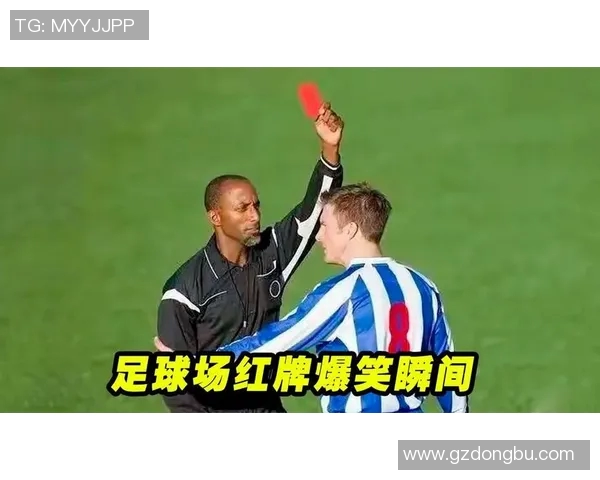 乌龙足球的奇妙瞬间揭秘：那些让人哭笑不得的意外进球故事